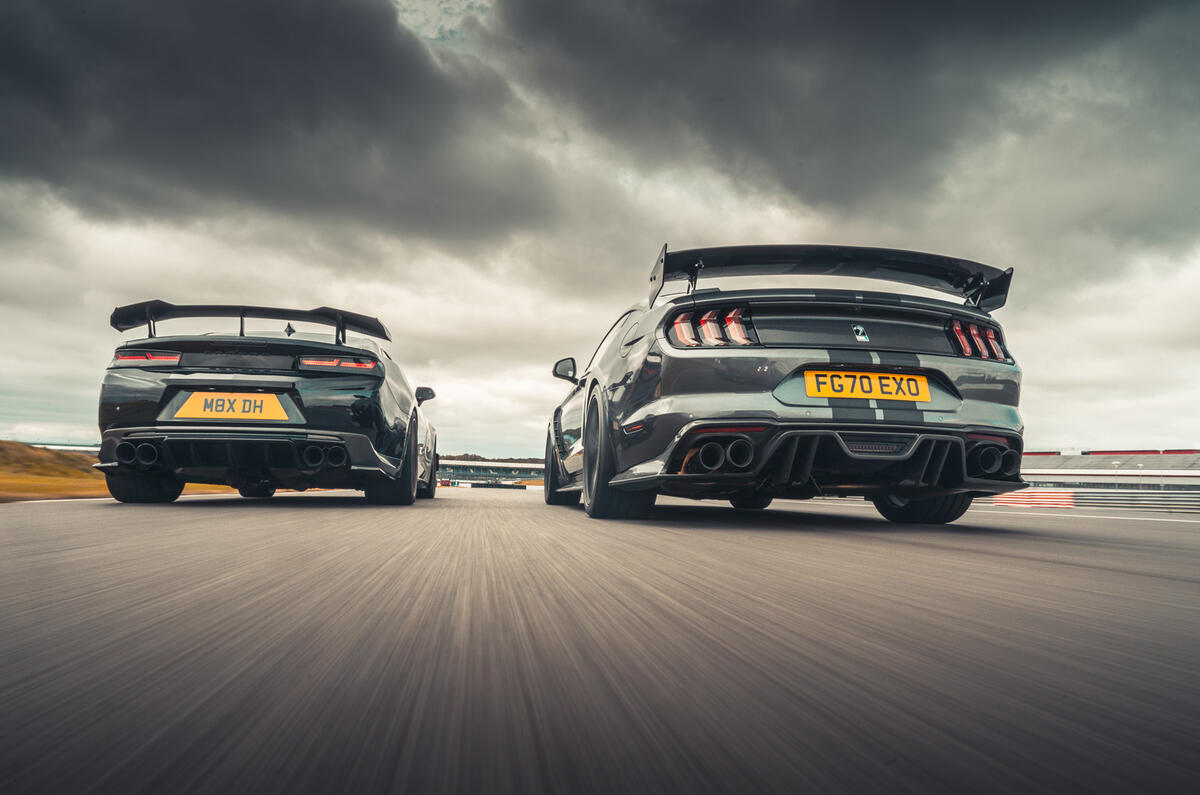 76 Camaro ZL1 vs Sutton Mustang 2021 duo rear 76 Camaro ZL1 vs Sutton Mustang 2021 duo rear