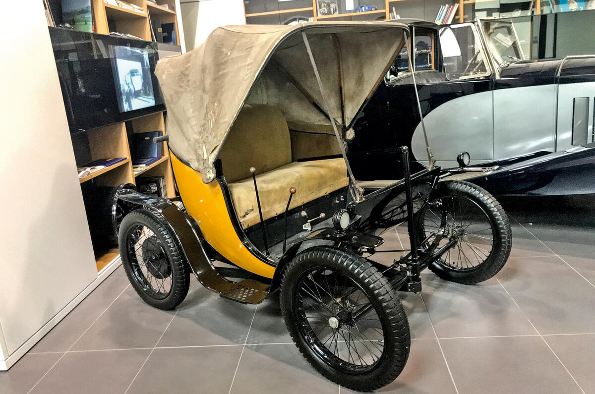 77 bugatti chiron super sport