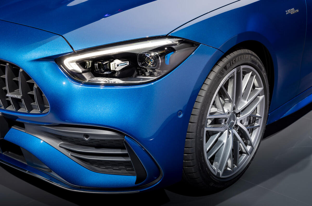 77 Mercedes AMG C43 estate 2022 official reveal headlights