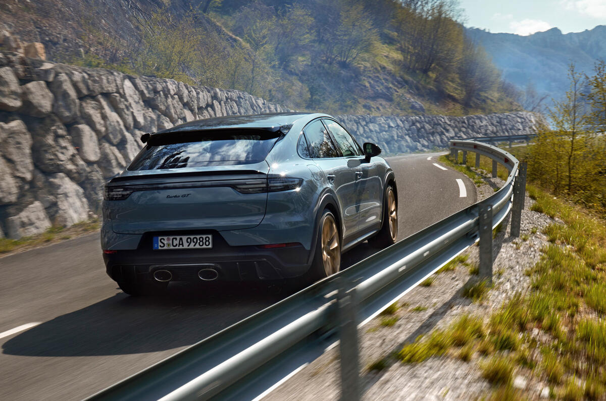 77 Porsche Cayenne GT 2021 official reveal road rear