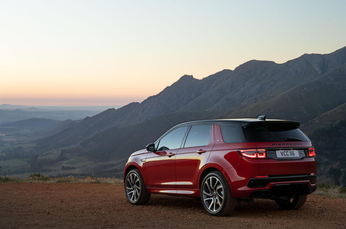 Land Rover Discovery Sport 2019 official reveal - static rear