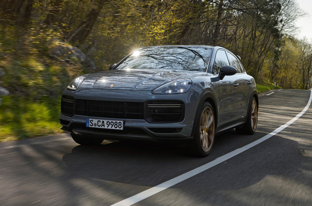 78 Porsche Cayenne GT 2021 official reveal road front