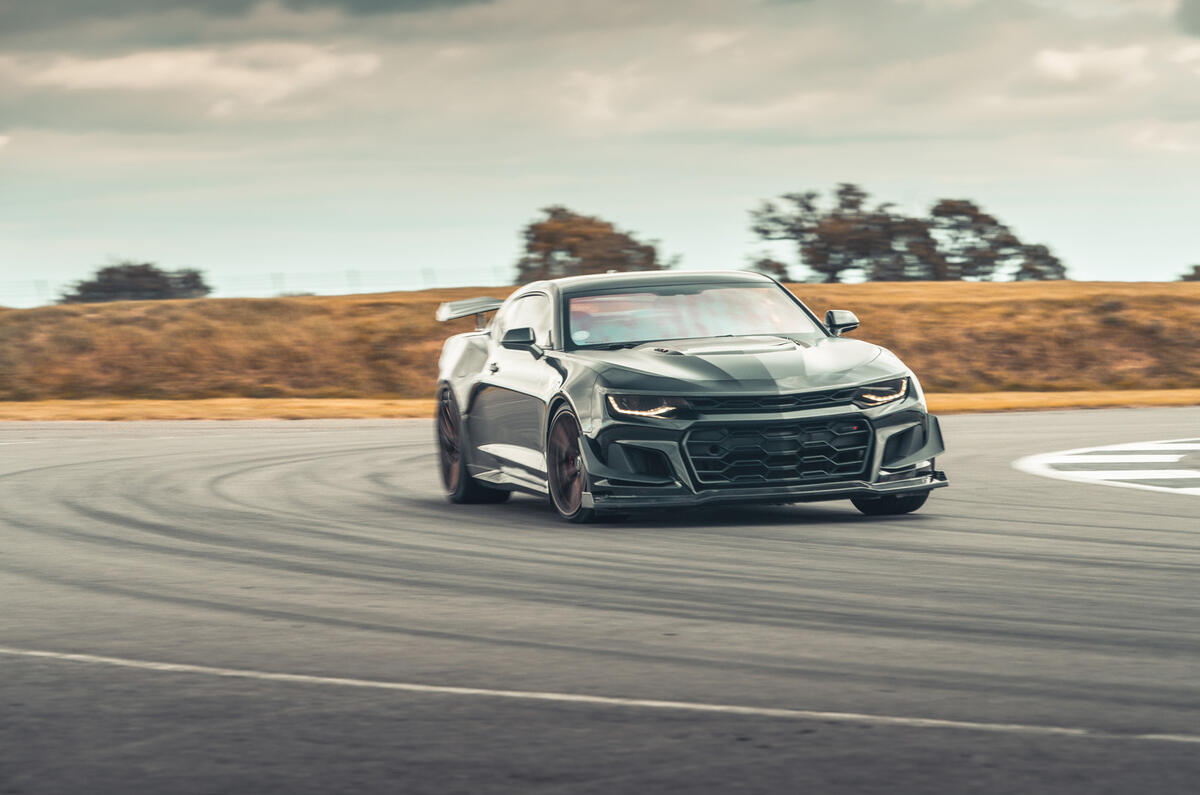 79 Camaro ZL1 vs Sutton Mustang 2021 Camaro cornering front 79 Camaro ZL1 vs Sutton Mustang 2021 Camaro cornering front