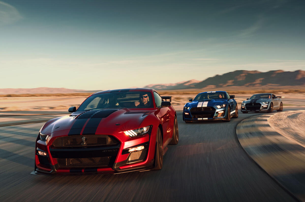 Ford Shelby Mustang GT500 official reveal - track driving