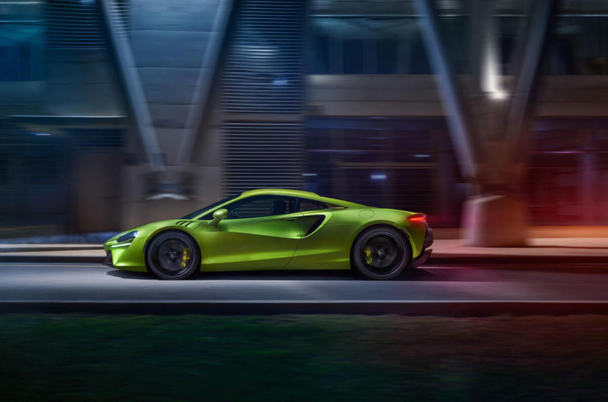 79 mclaren artura 2021 press images night side