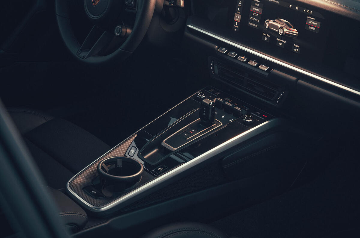 2019 Porsche 911 Carrera S track drive - centre console