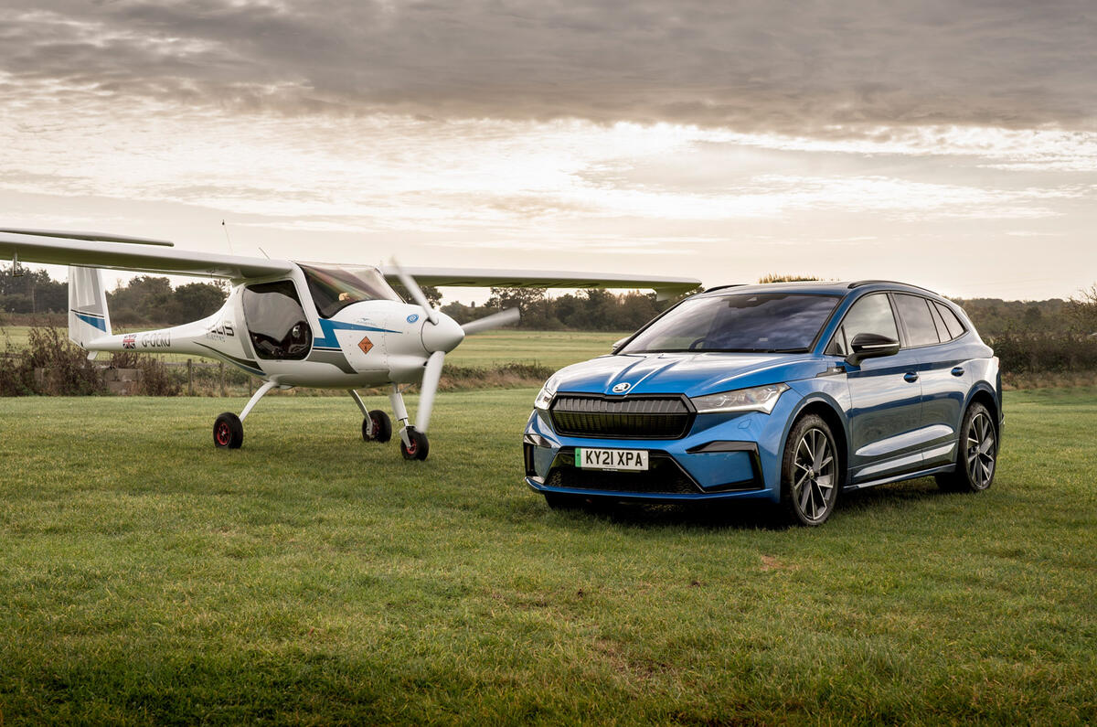 79 Skoda Enyaq vs electric plane 2022 pair 79 Skoda Enyaq vs electric plane 2022 pair