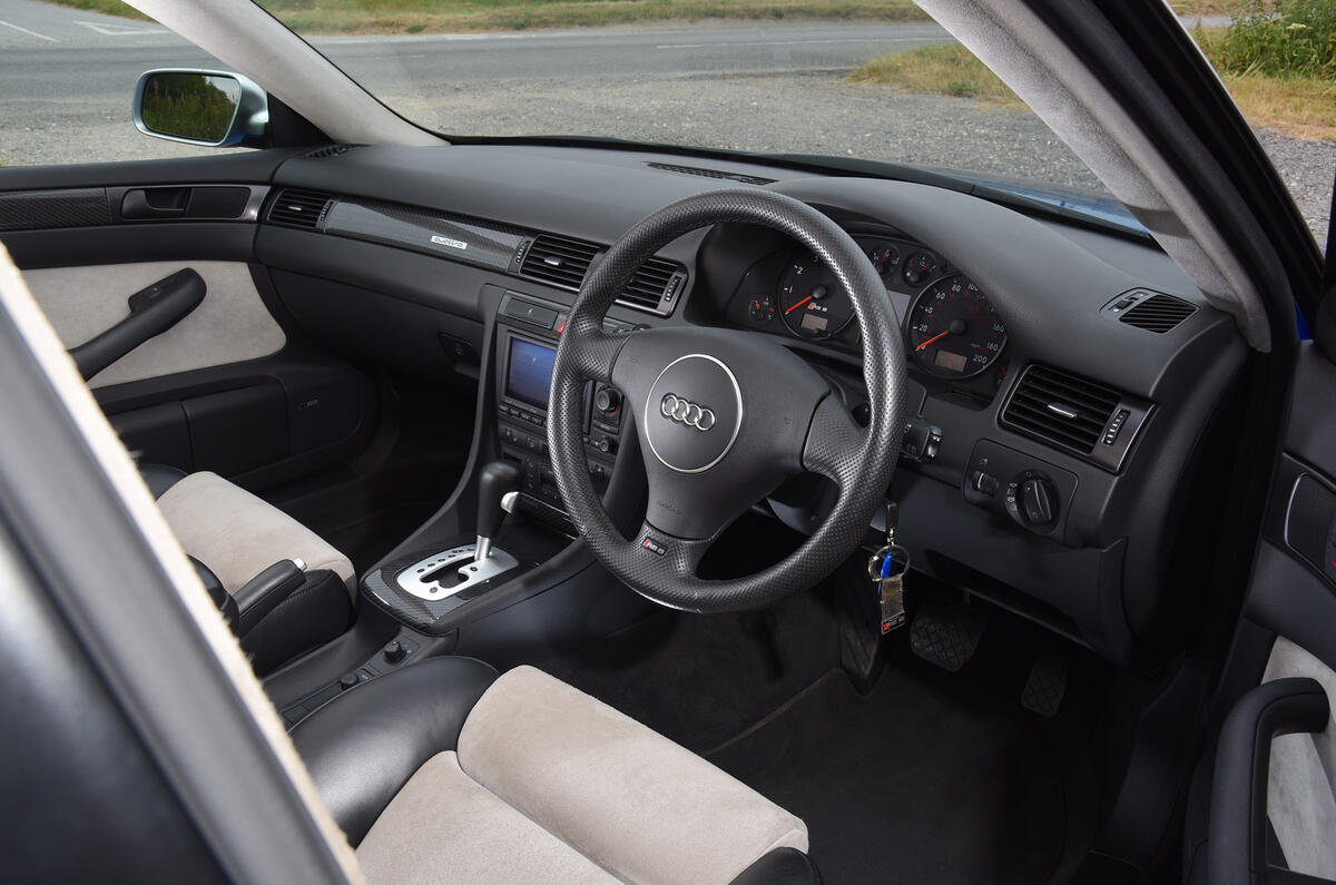 Audi RS6  Audi RS6