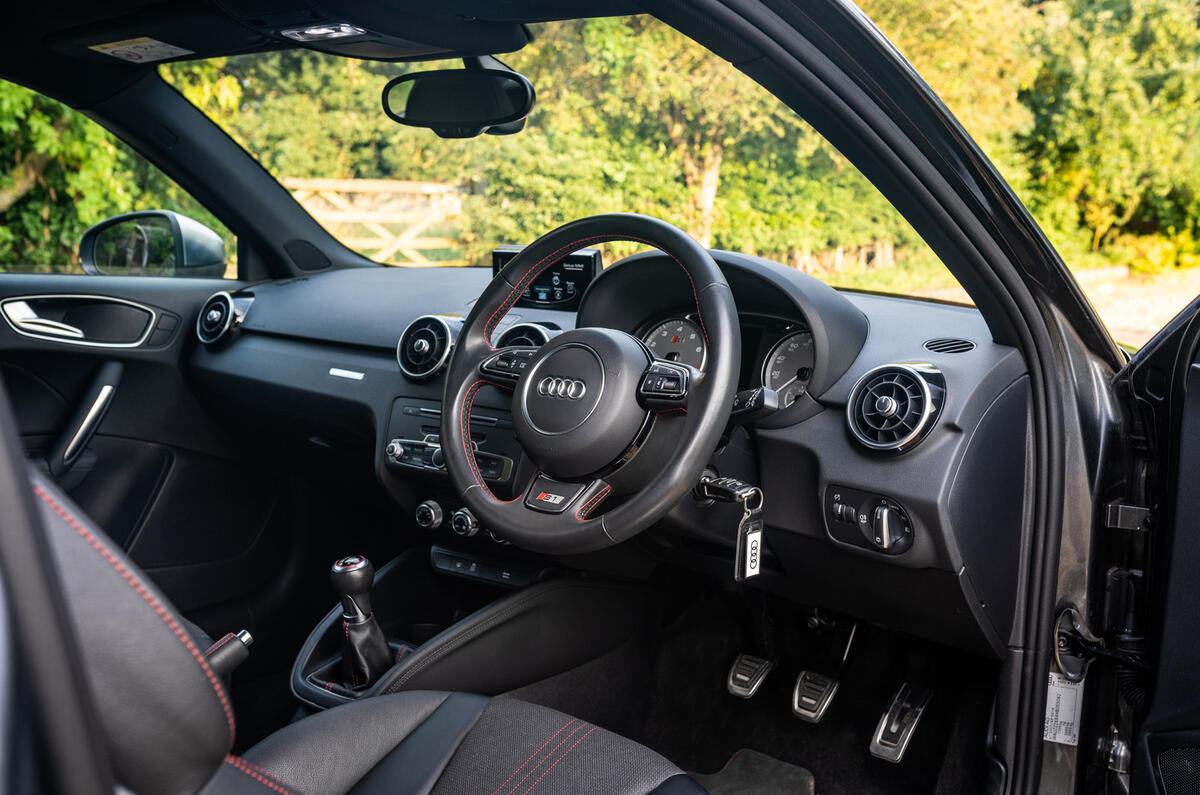 8 Audi S1 cherished owner opinion dashboard 8 Audi S1 cherished owner opinion dashboard