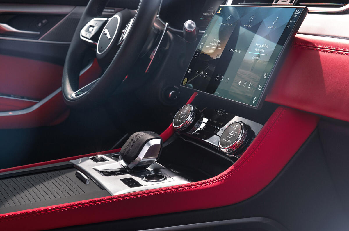 Jaguar F-Pace - interior Jaguar F-Pace - interior