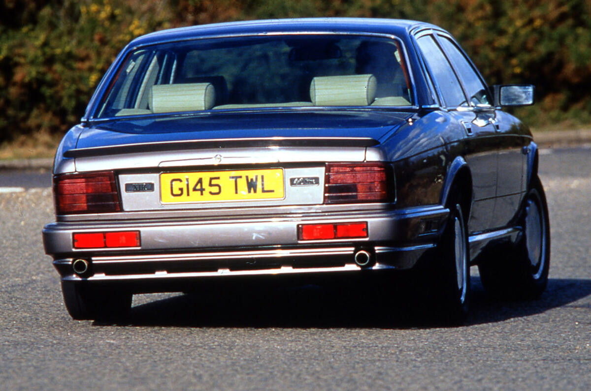 Jaguar XJ40 Jaguar XJ40