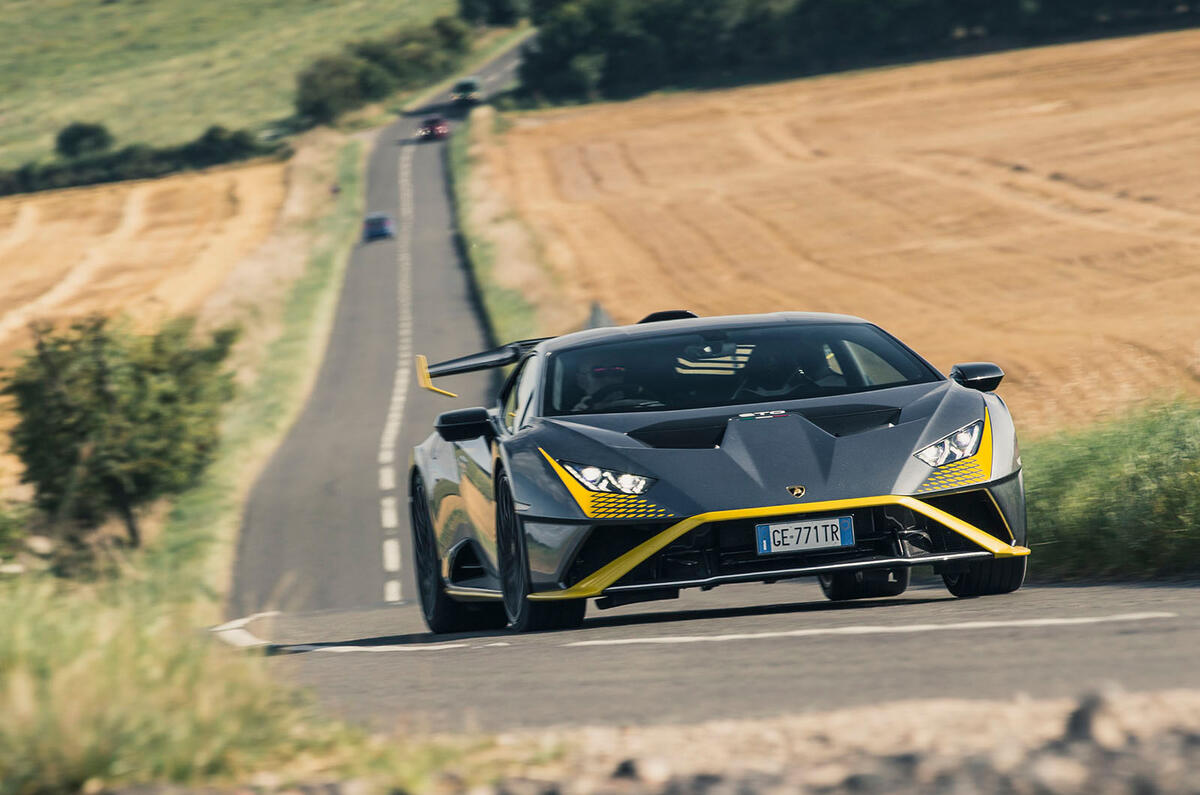 8 Lamborghini Huracan STO top 10