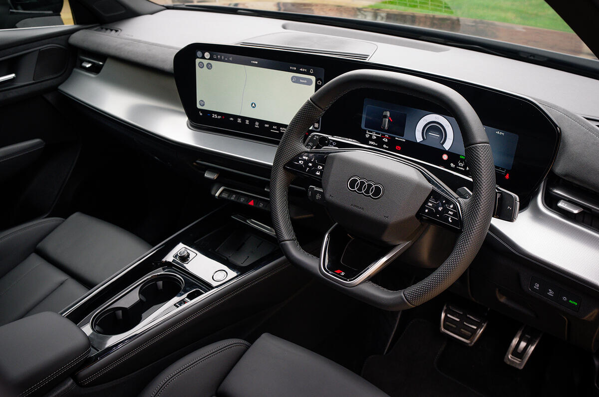 Audi Q3 e-hybrid interior