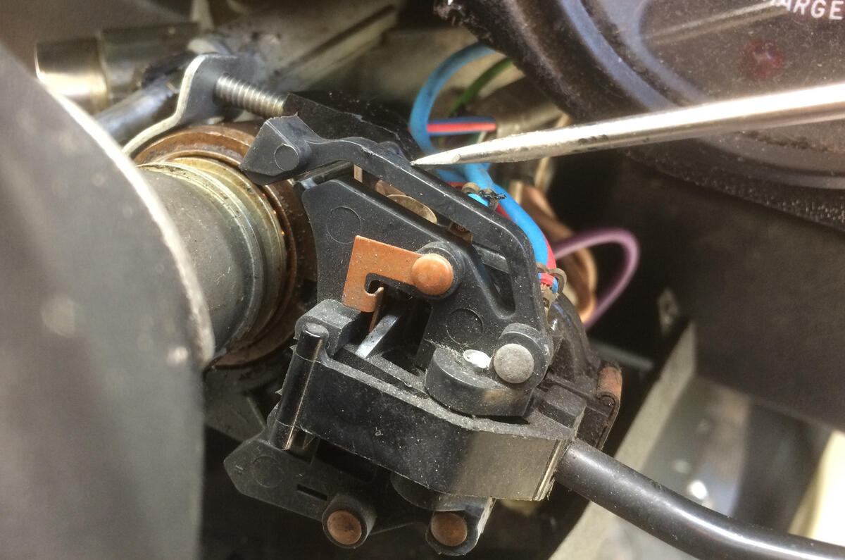 8 Ruppert column Sept 14 2021 Land Rover steering column