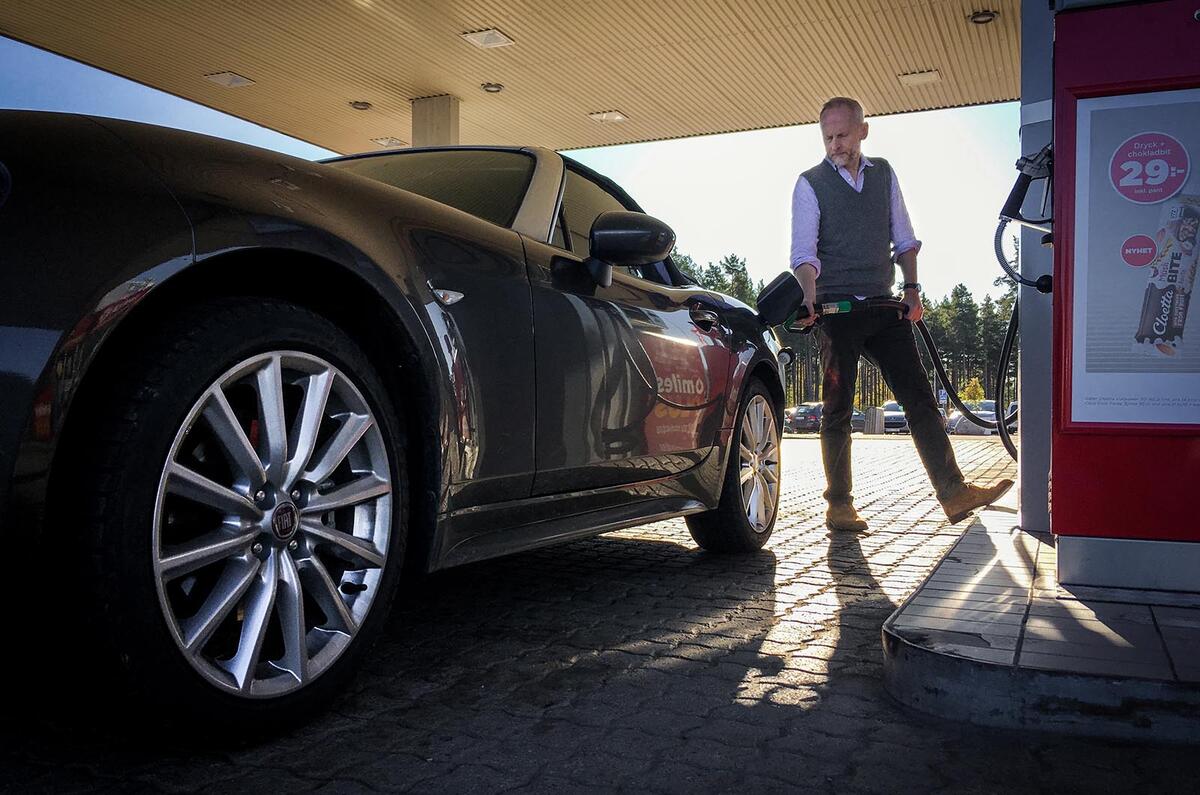 Fiat 124 Spider heads to the Arctic Circle