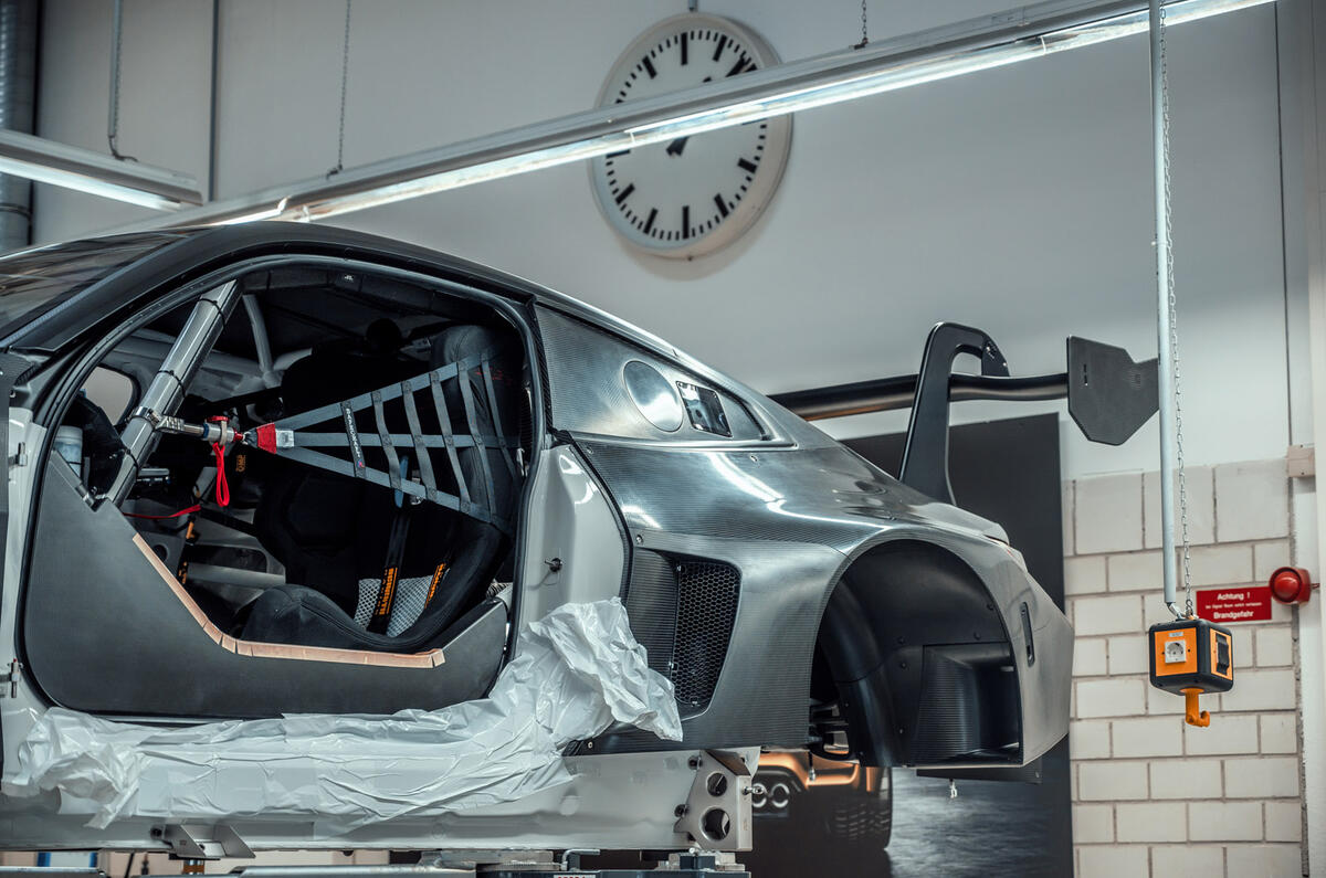 80 bmw m4 gt3 rear wing 80 bmw m4 gt3 rear wing