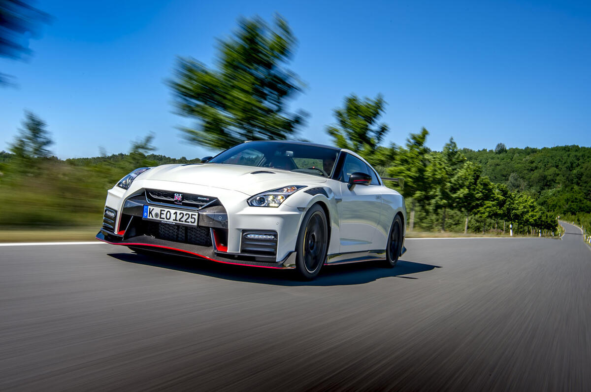 Nissan GT-R Nismo 2020 official reveal - road front