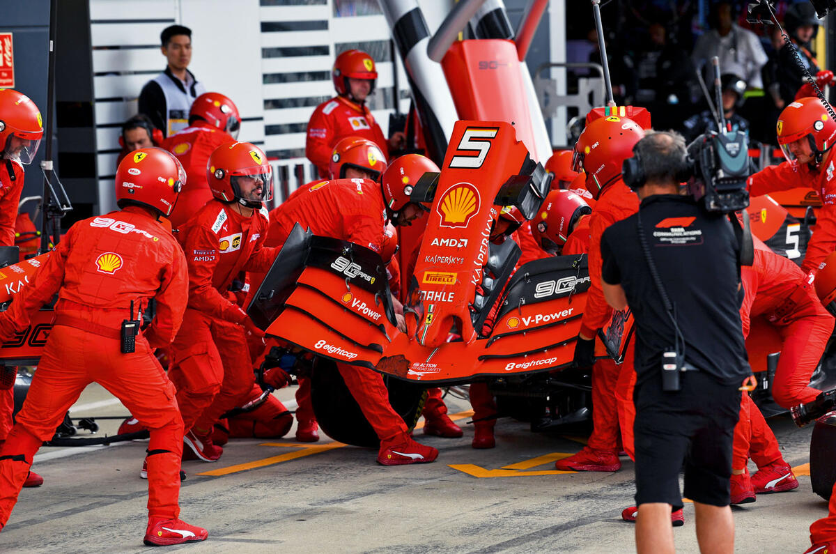 Autocar fixes Formula One - pit lane