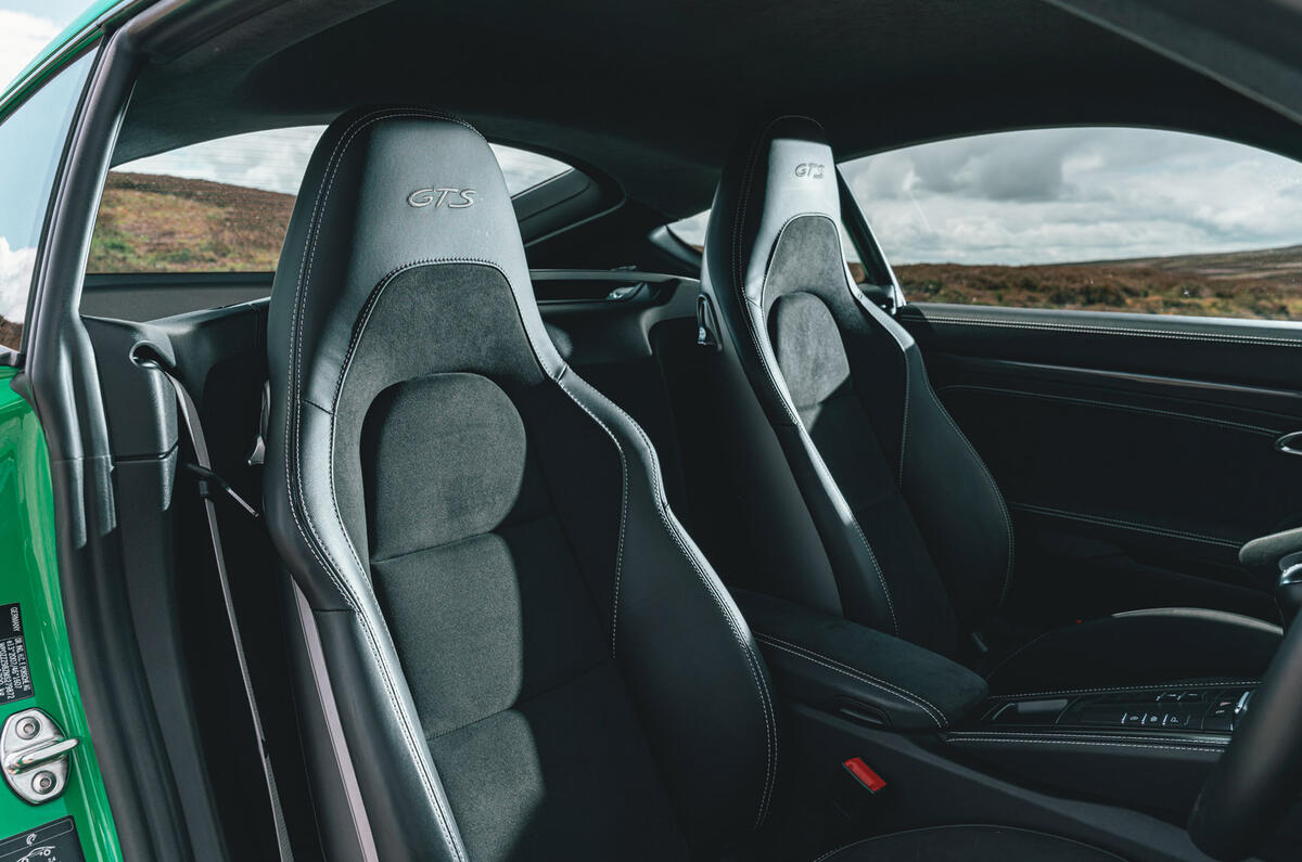 81 porsche 718 cayman gts 40 seats 81 porsche 718 cayman gts 40 seats