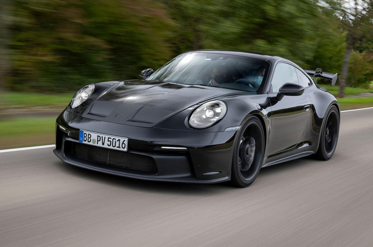 Porsche 911 GT3 2021 passenger ride - driving front Porsche 911 GT3 2021 passenger ride - driving front