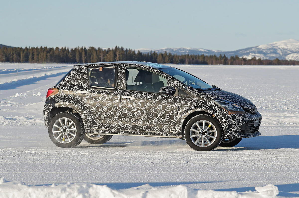 2021 Toyota small SUV prototype - cornering side 2021 Toyota small SUV prototype - cornering side