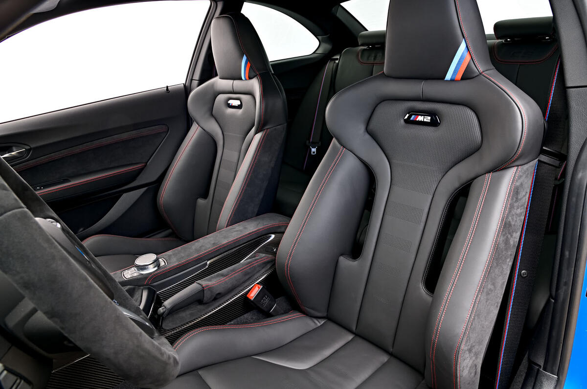 BMW CS 2020 official press images - seats
