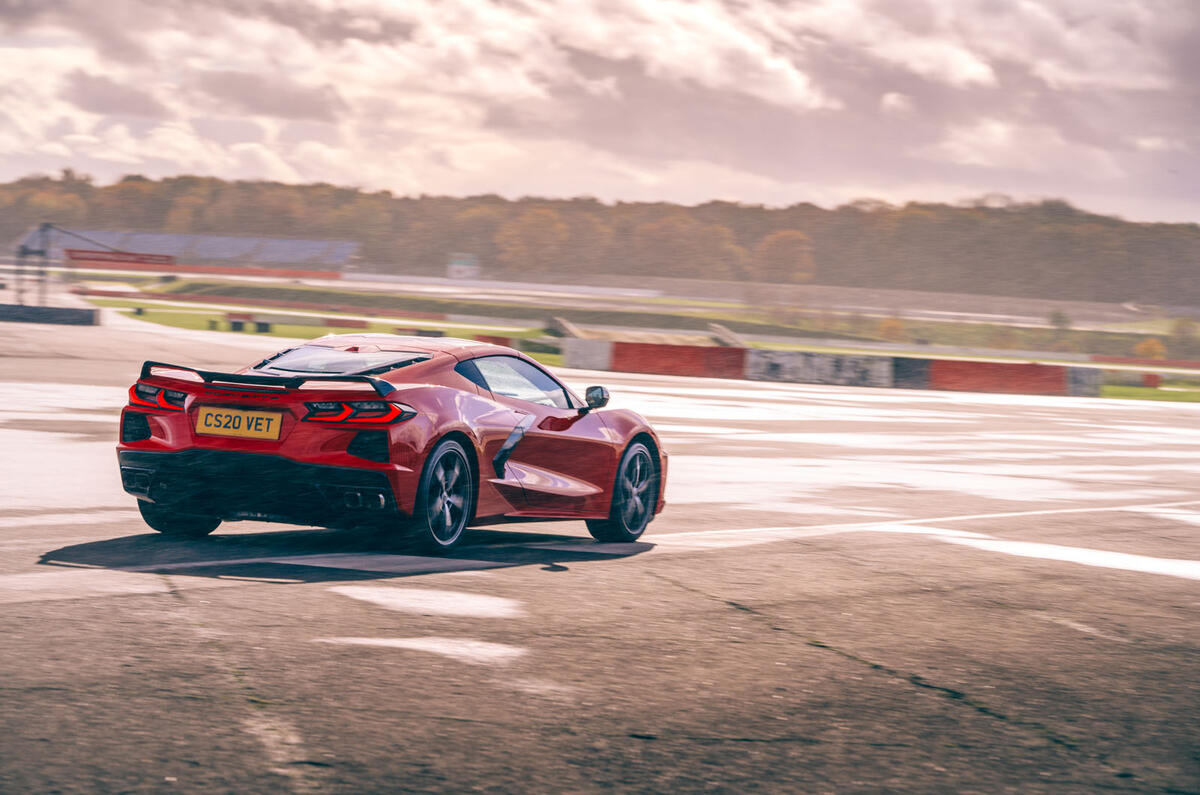 Corvette C8 vs Porsche 911 UK - Corvette track rear Corvette C8 vs Porsche 911 UK - Corvette track rear