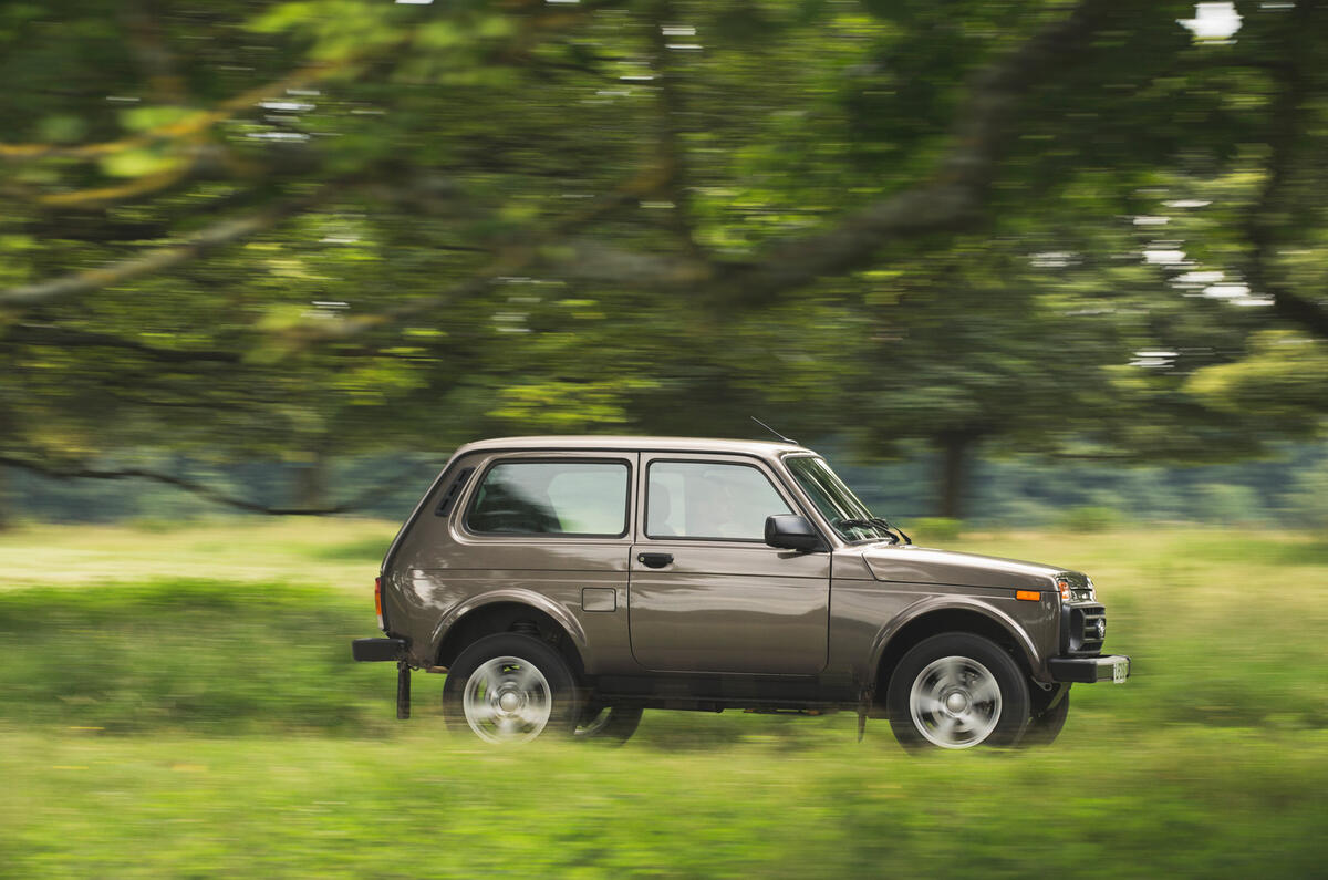 82 Lada Niva EOL feature on road side 82 Lada Niva EOL feature on road side