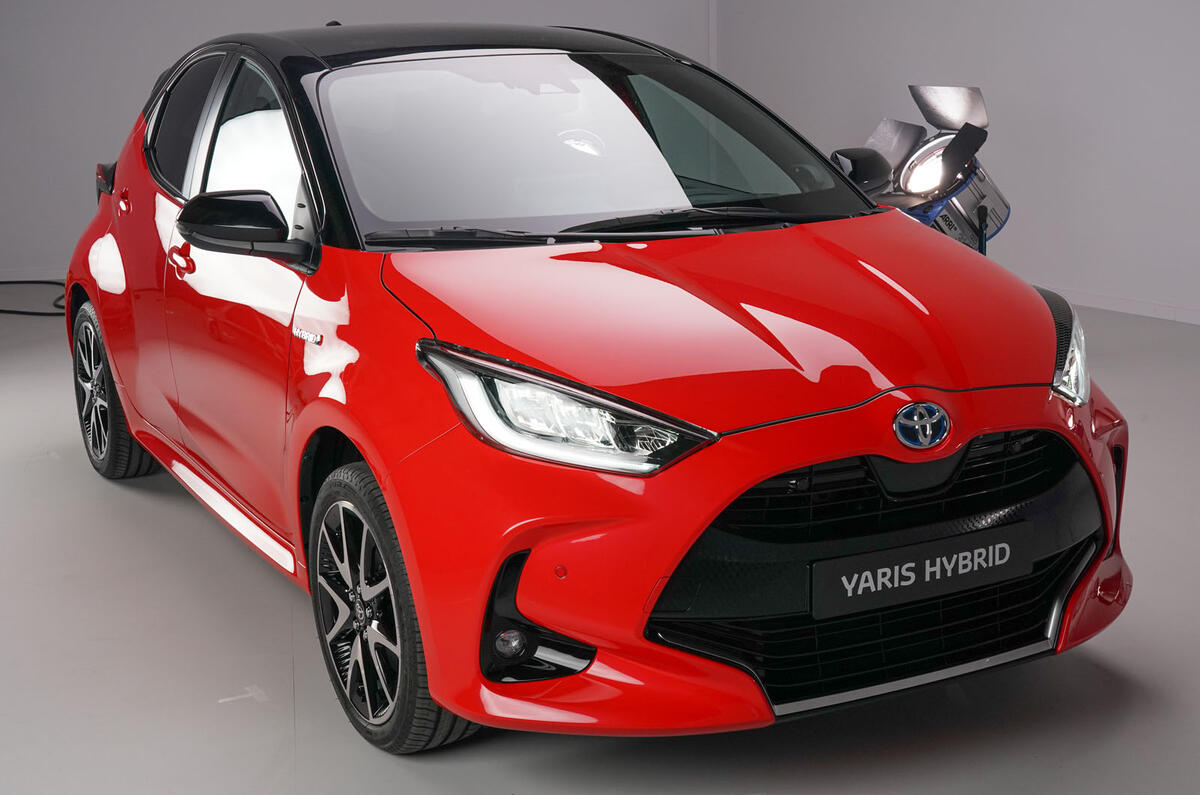 Toyota Yaris 2019 official studio - front