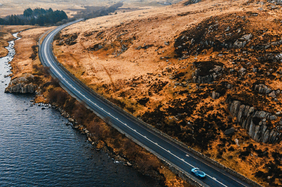 83 24hrs in McLaren GT 2022 aerial