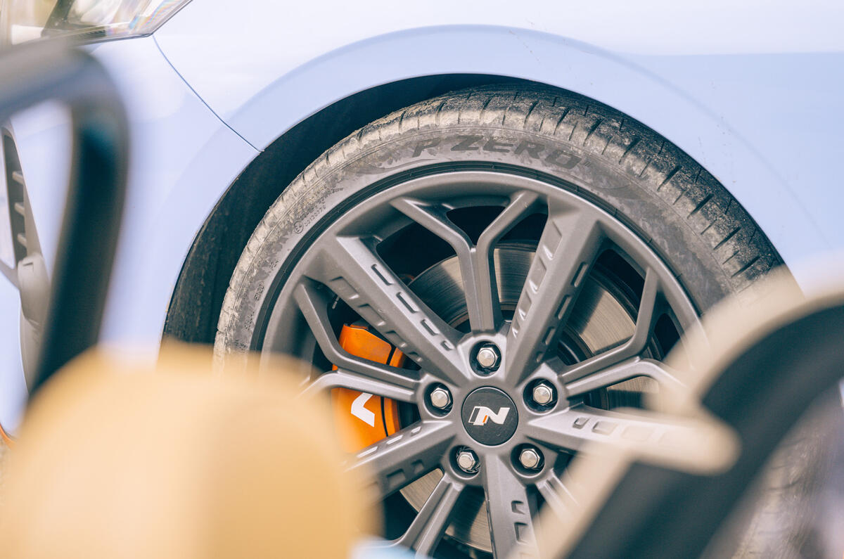 83 BBADC 2021 hyundai wheels 83 BBADC 2021 hyundai wheels