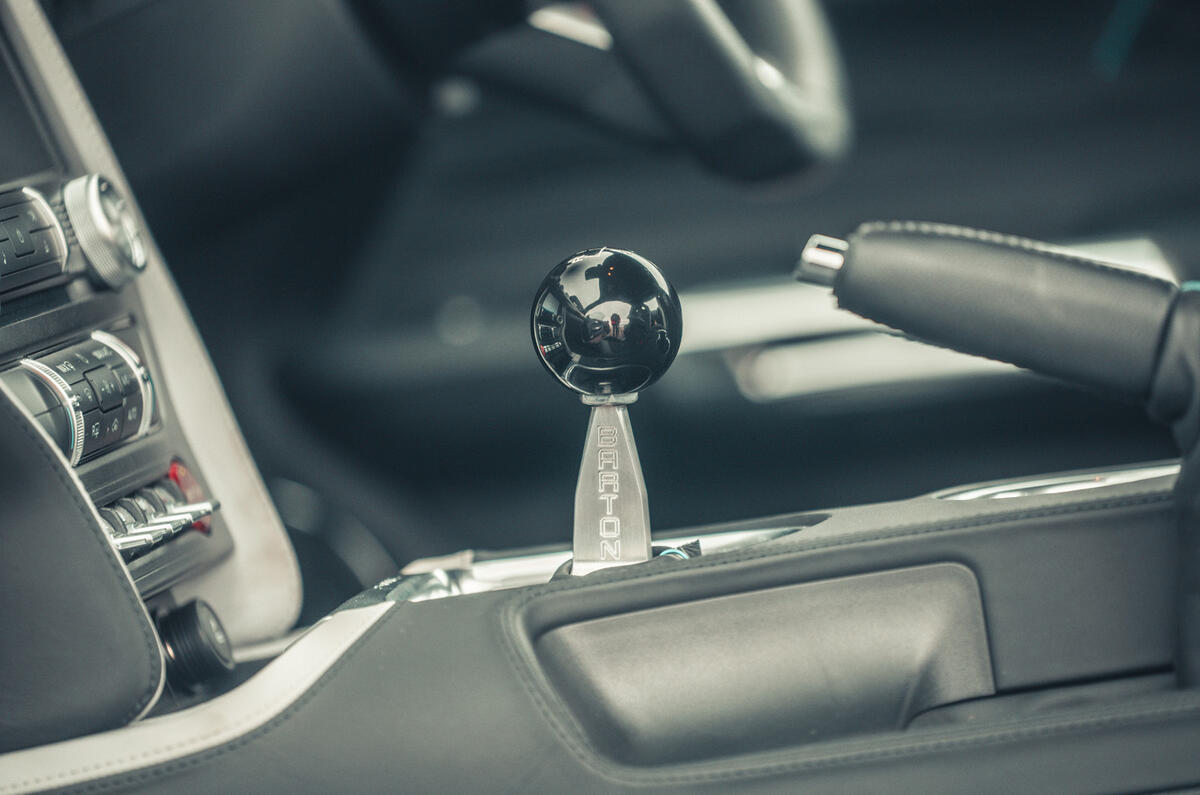 83 Camaro ZL1 vs Sutton Mustang 2021 Mustang gearstick 83 Camaro ZL1 vs Sutton Mustang 2021 Mustang gearstick