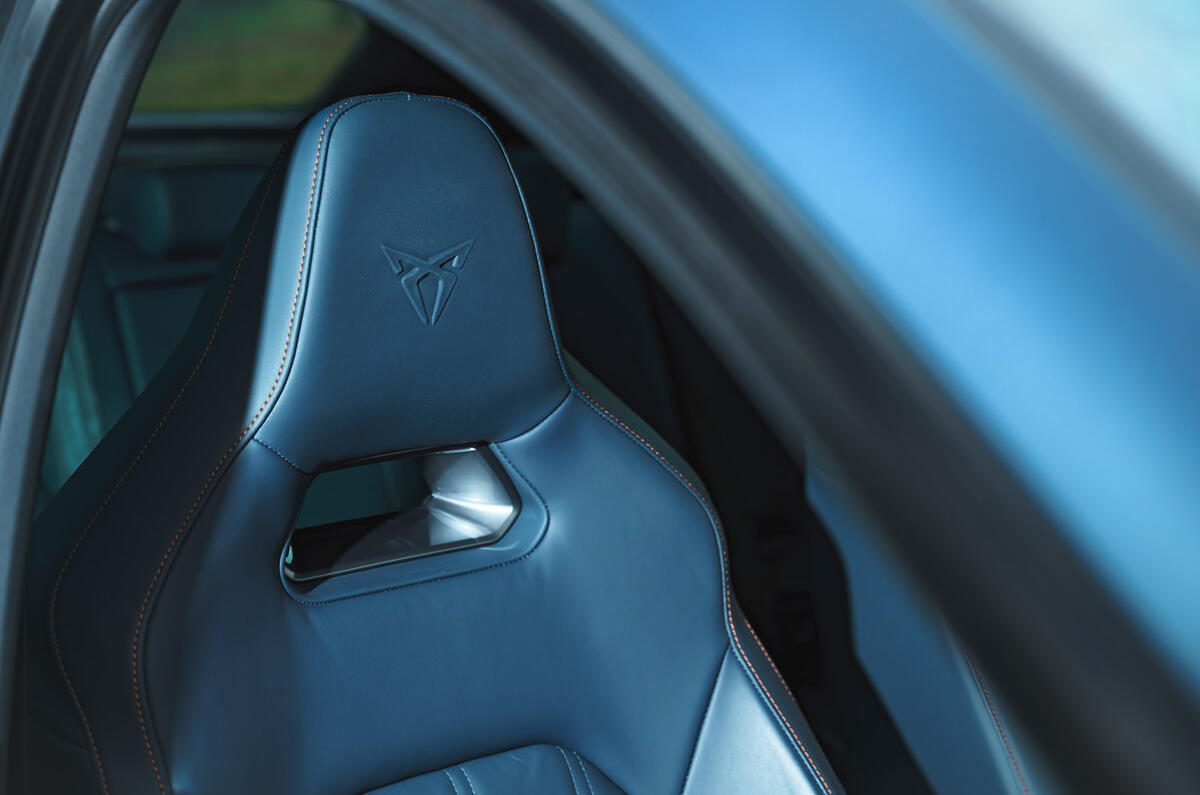 83 Cupra Formentor vs Hyundai Kona N 2022 Cupra seats 83 Cupra Formentor vs Hyundai Kona N 2022 Cupra seats