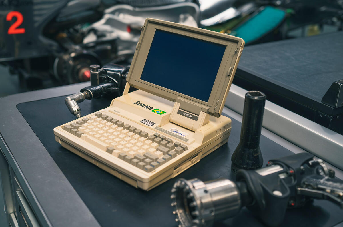 83 mclaren heritage senna computer