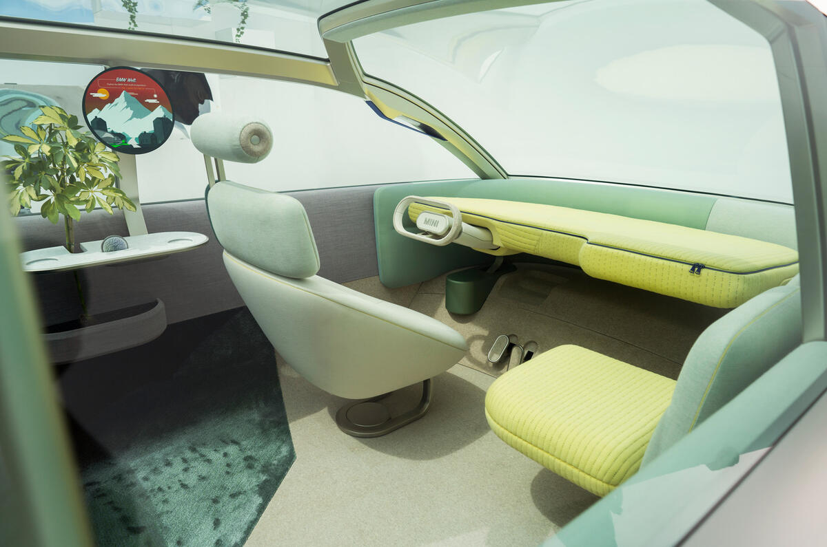 83 Mini Urbanaut 2021 concept studio cabin 83 Mini Urbanaut 2021 concept studio cabin