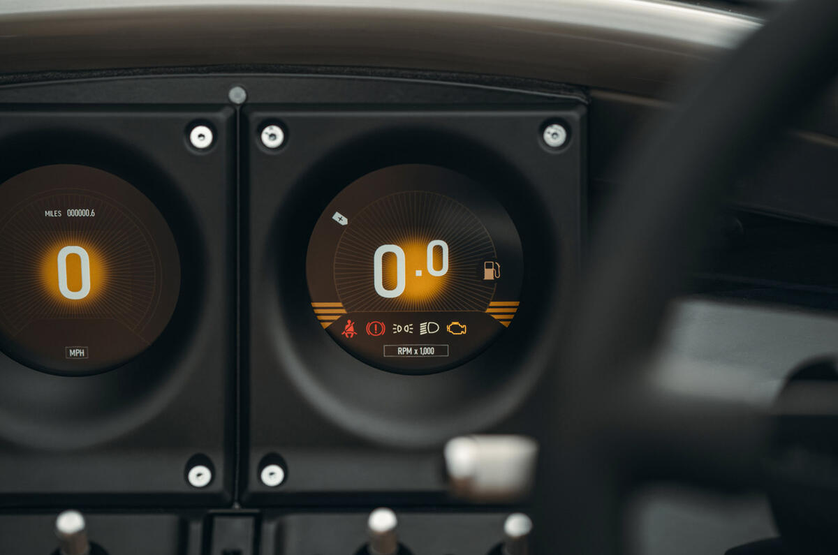 83 Morgan Super 3 2022 Autocar green dials 83 Morgan Super 3 2022 Autocar green dials