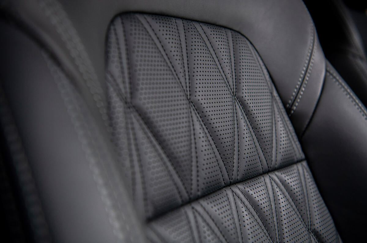 83 Nissan Qashqai 2021 official reveal seat details 83 Nissan Qashqai 2021 official reveal seat details