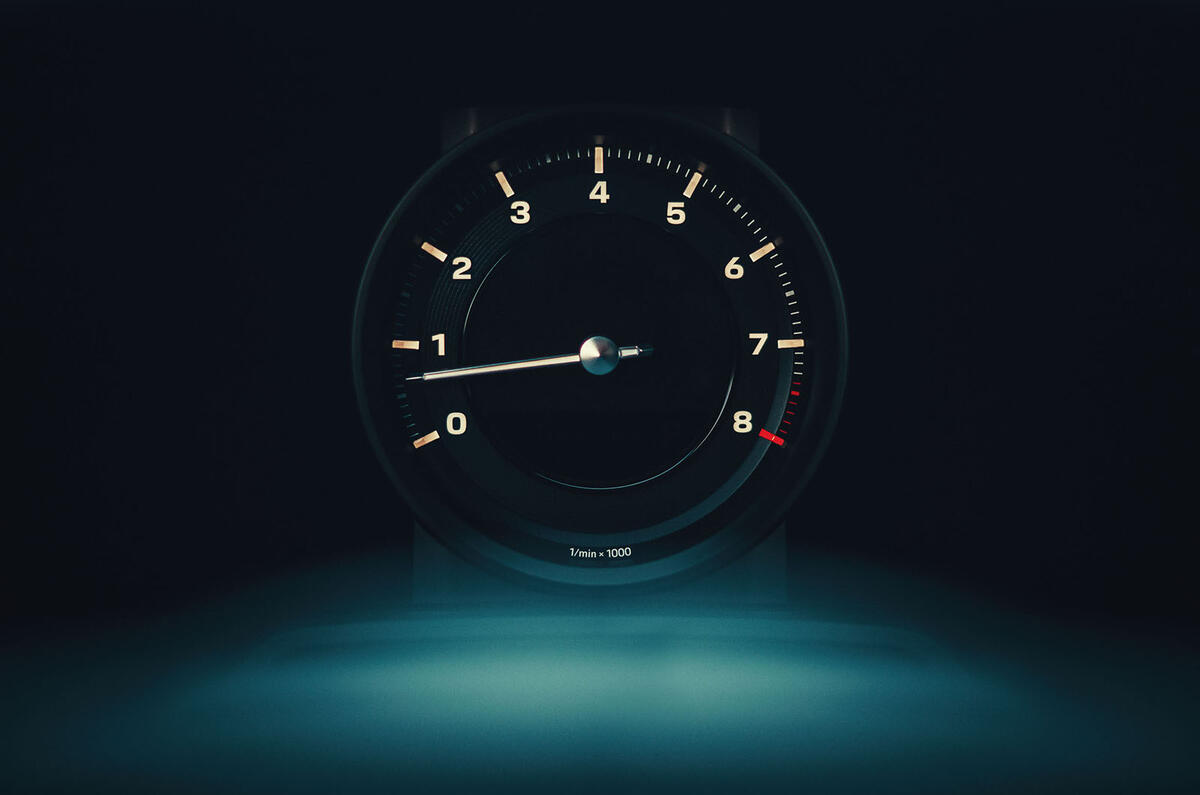 2019 Porsche 911 Carrera S track drive - analogue dials