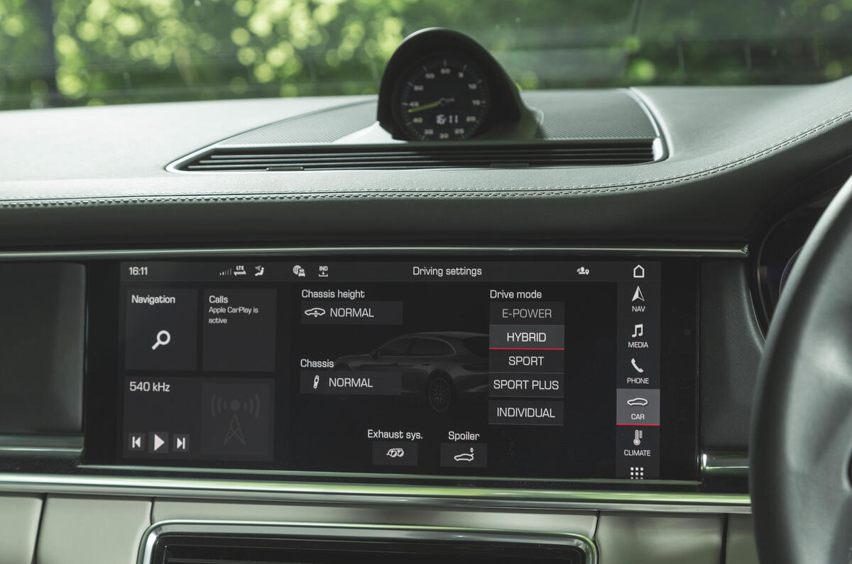 83 super estate triple test 2021 porsche infotainment 83 super estate triple test 2021 porsche infotainment