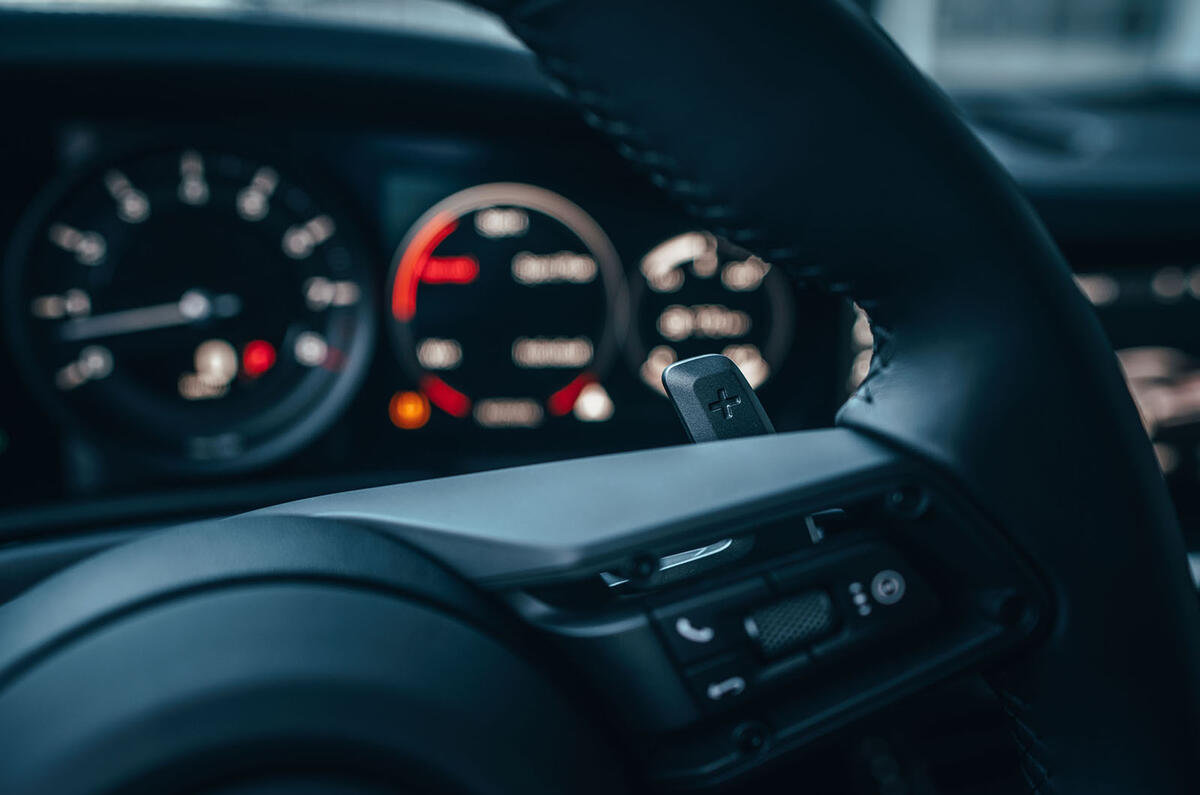 2019 Porsche 911 Carrera S track drive - paddles