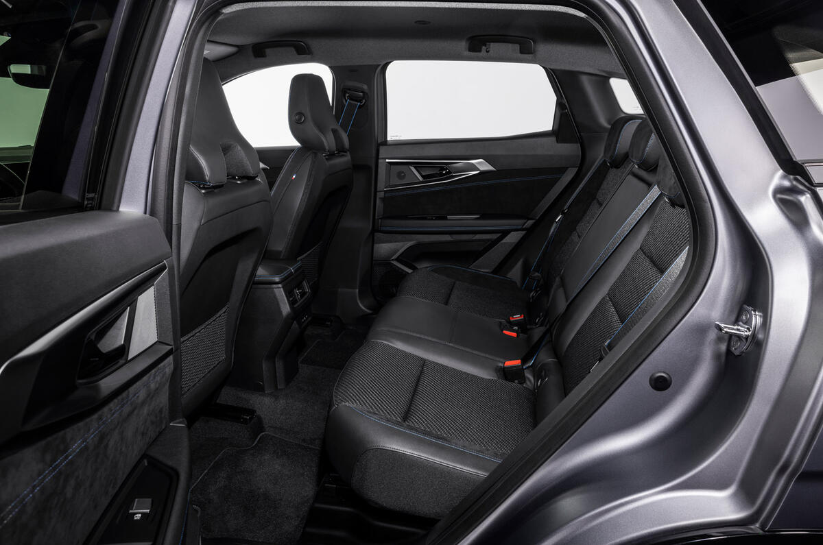 84 Renault Austral 2022 official reveal rear seats 84 Renault Austral 2022 official reveal rear seats