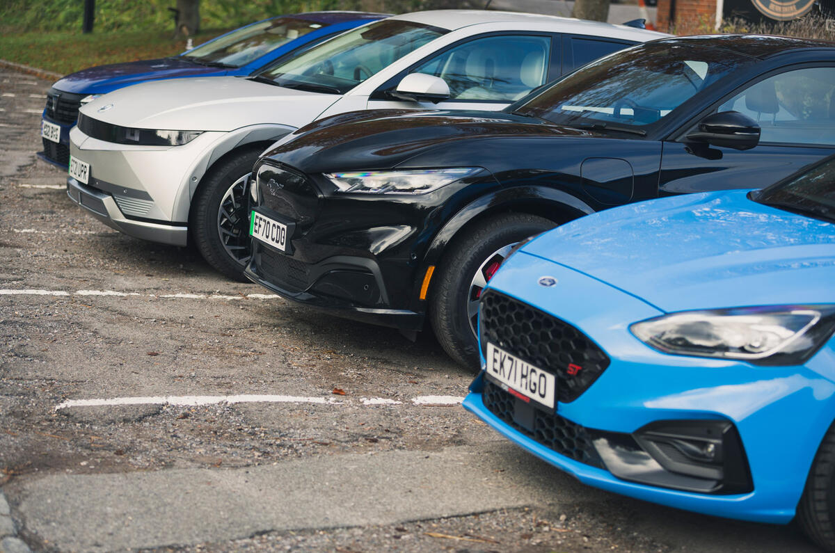 84 road testers christmas lunch 2021 static lineup