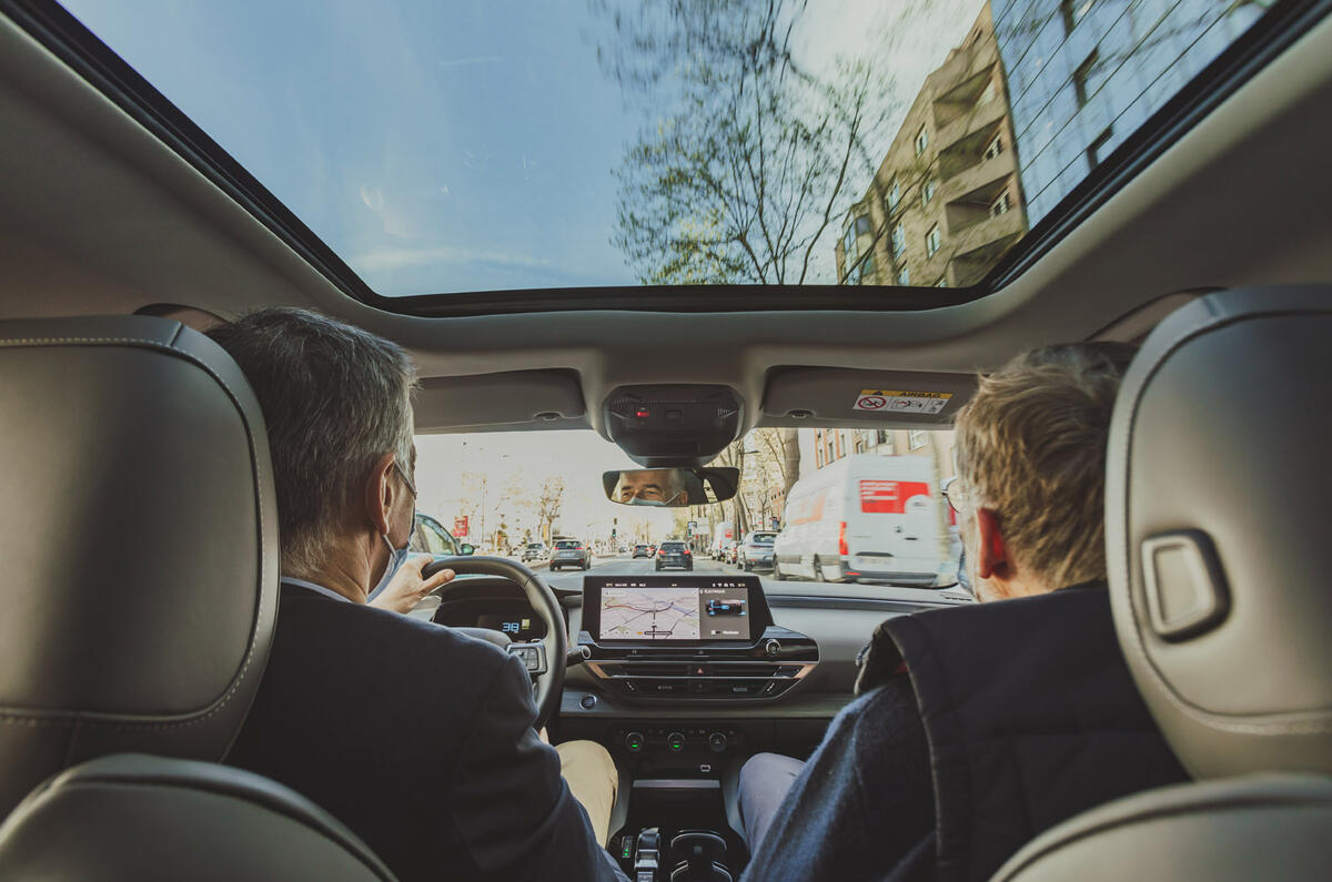 84 vincent cobe citroen c5x interior