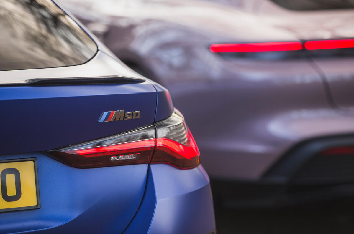 85 BMW i4 vs porsche taycan twin test bmw rear lights