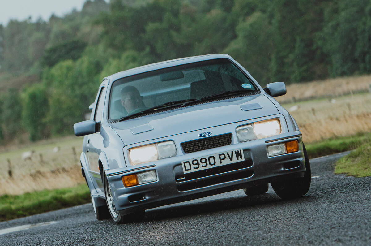 85 Ford Mustang Mach e vs Sierra Cosworth cornering 85 Ford Mustang Mach e vs Sierra Cosworth cornering