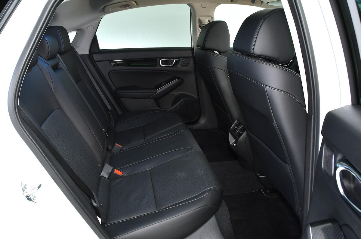 85 Honda Civic 2022 european reveal rear seats 85 Honda Civic 2022 european reveal rear seats