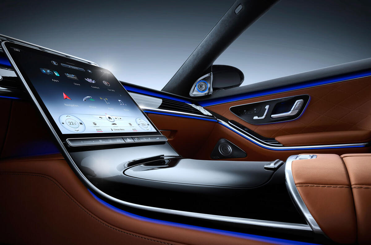 2021 Mercedes-Benz S-Class official reveal images - centre console 2021 Mercedes-Benz S-Class official reveal images - centre console