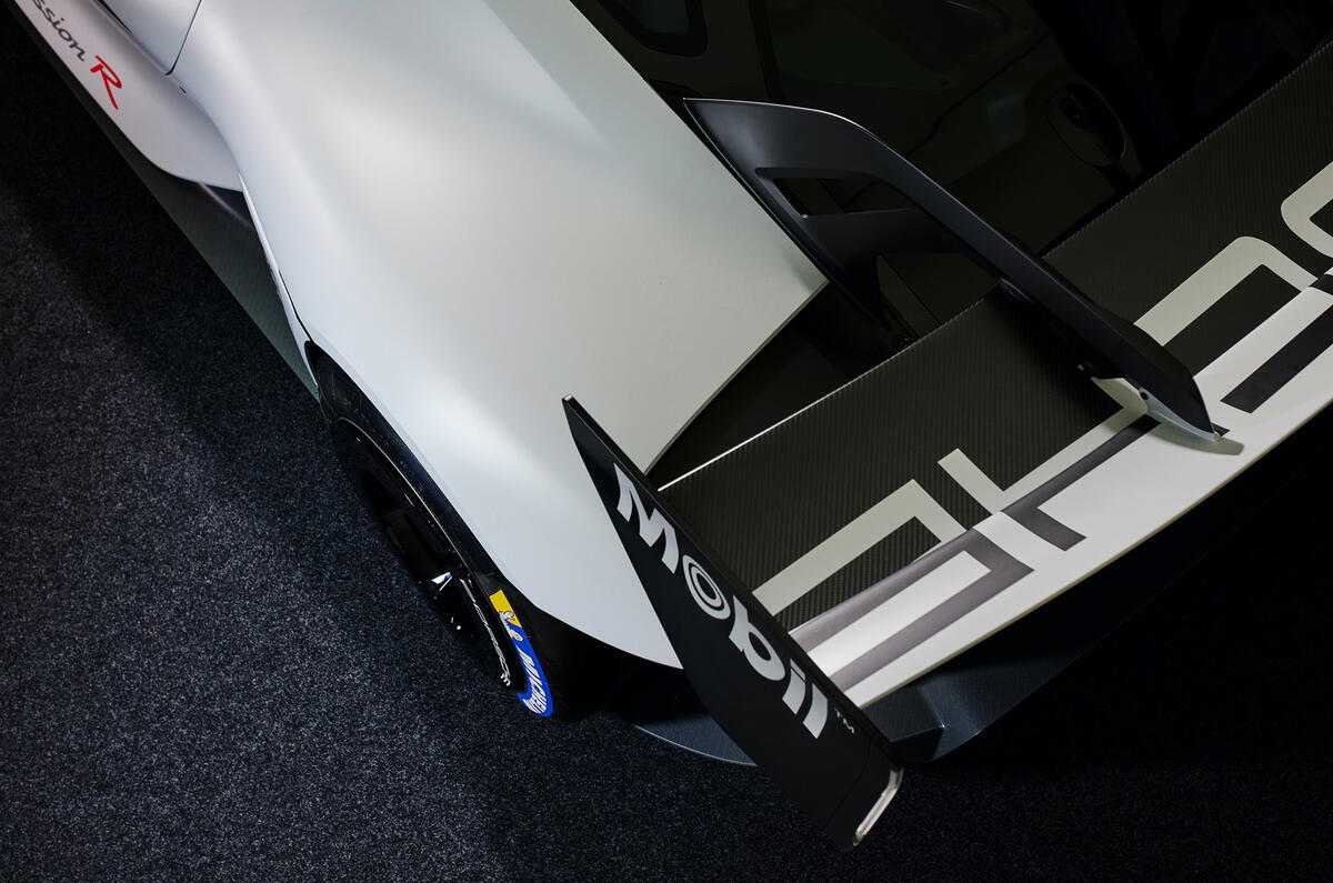 85 Porsche Mission R concept feature spoiler
