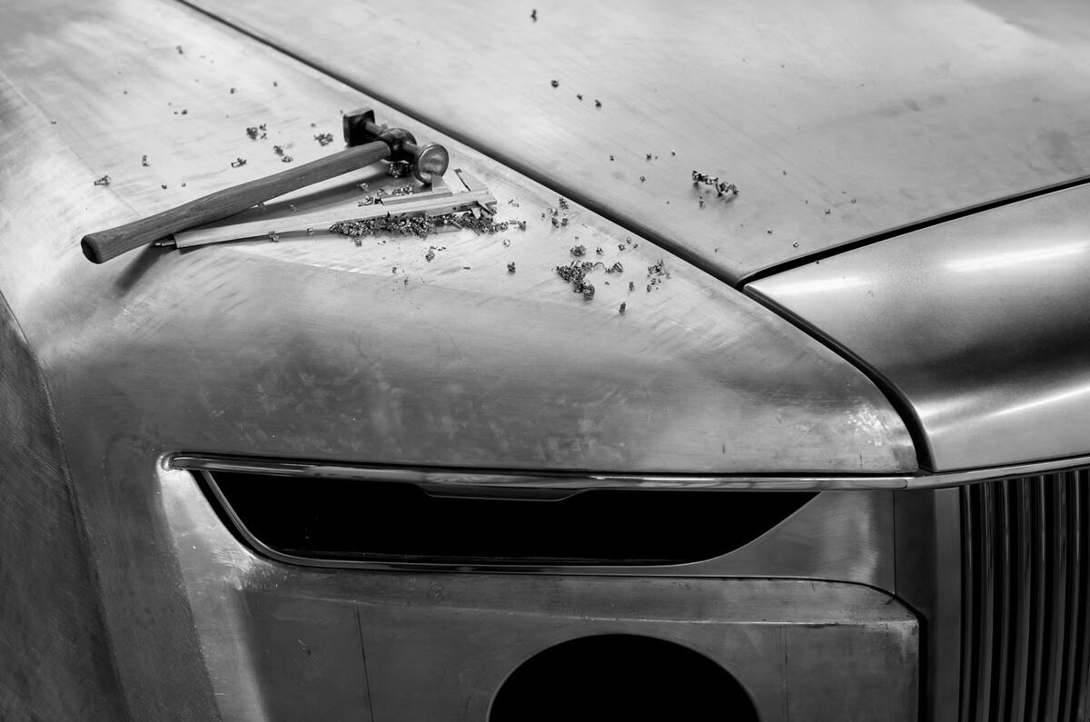 85 Rolls Royce Boat Tail 2021 official reveal craftmanship hammer 85 Rolls Royce Boat Tail 2021 official reveal craftmanship hammer