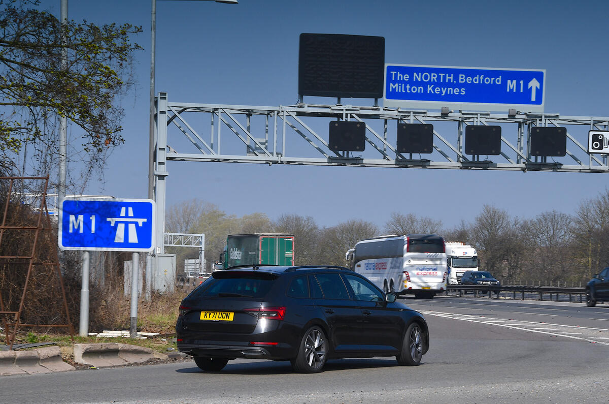 85 skoda superb estate